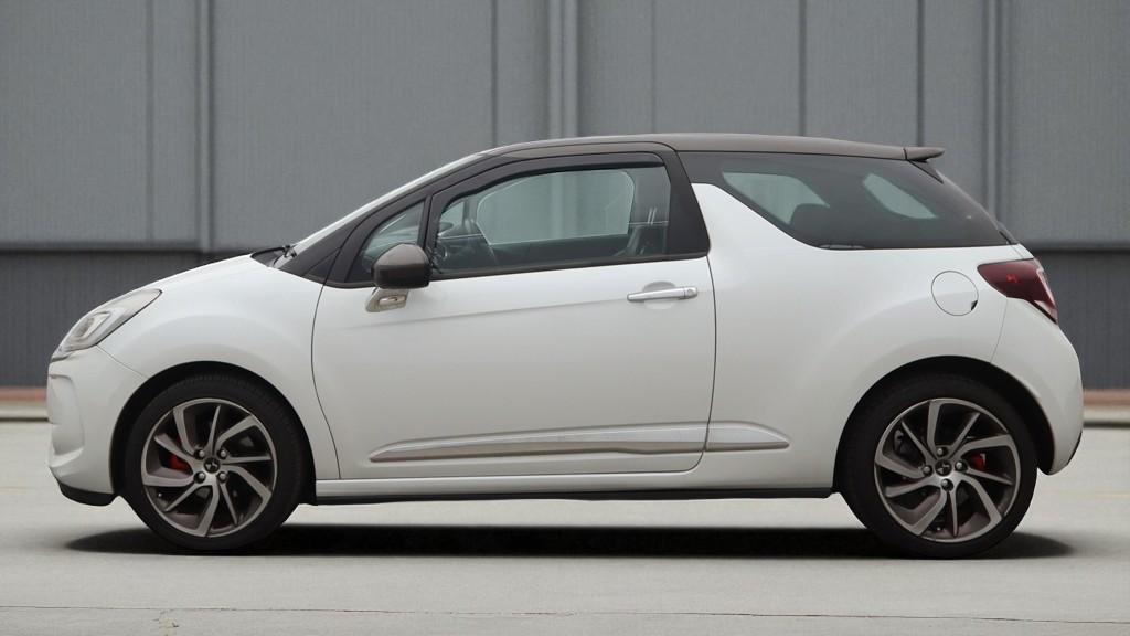 DS AUTOMOBILES DS 3 1.6 THP Prestige Hatchback 3dr Petrol Manual Euro 6 (s/s) (165 bhp)