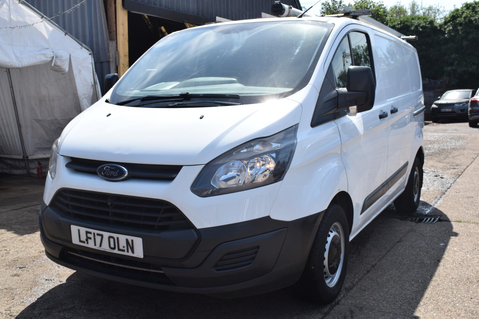 Ford Transit Custom 2.0 TDCi 310 Panel Van 5dr Diesel Manual L1 H1 (163 g/km, 104 bhp)