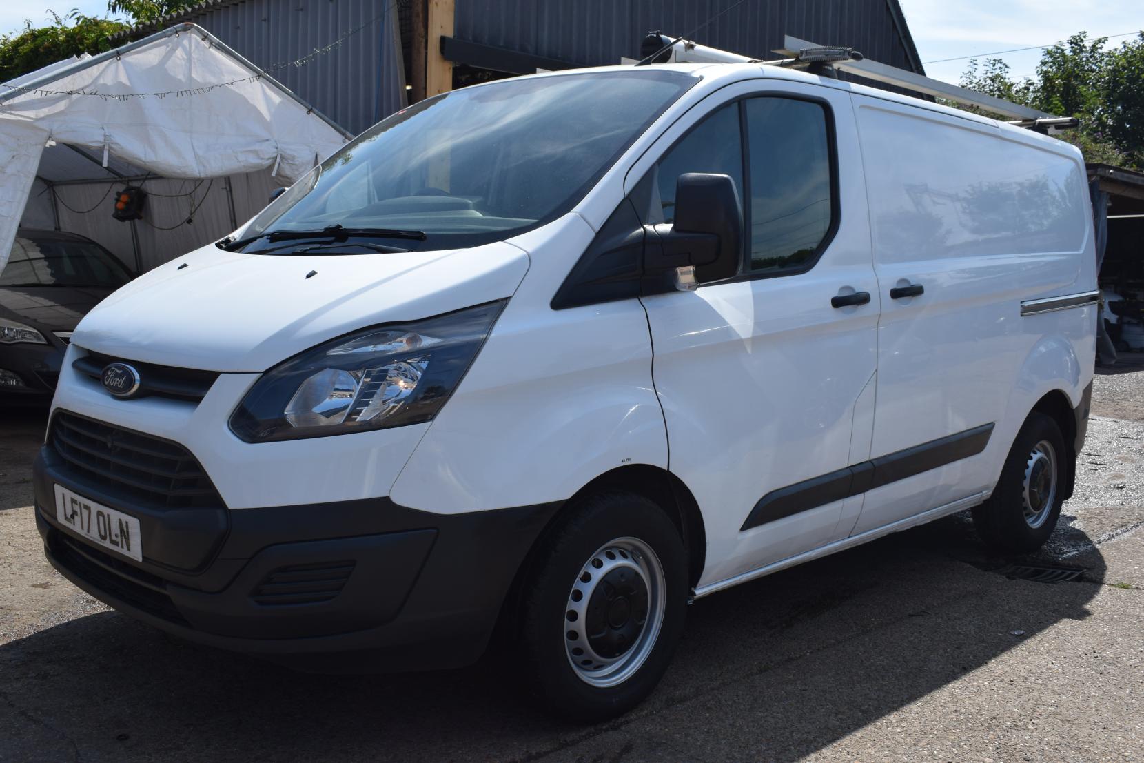 Ford Transit Custom 2.0 TDCi 310 Panel Van 5dr Diesel Manual L1 H1 (163 g/km, 104 bhp)