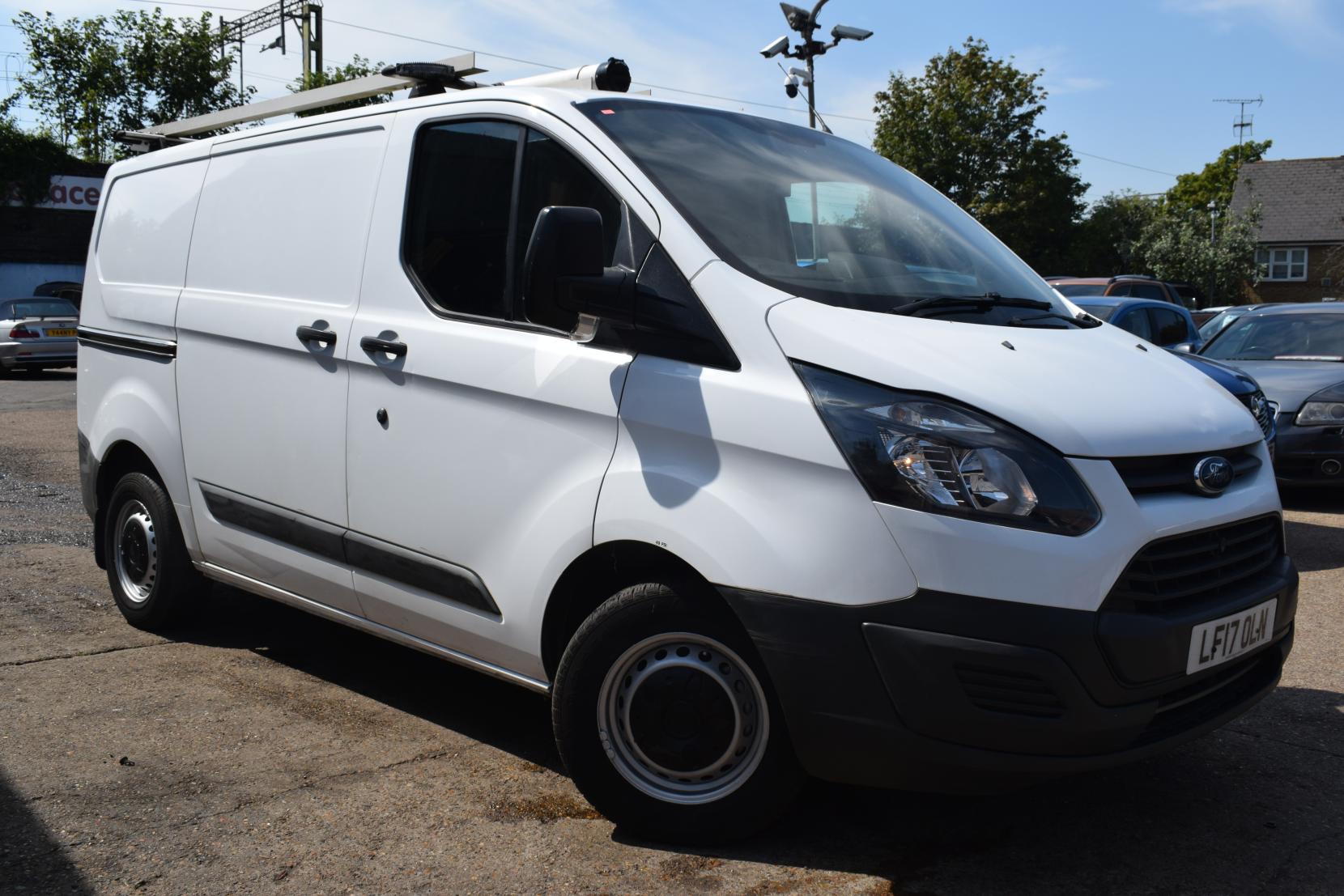 Ford Transit Custom 2.0 TDCi 310 Panel Van 5dr Diesel Manual L1 H1 (163 g/km, 104 bhp)