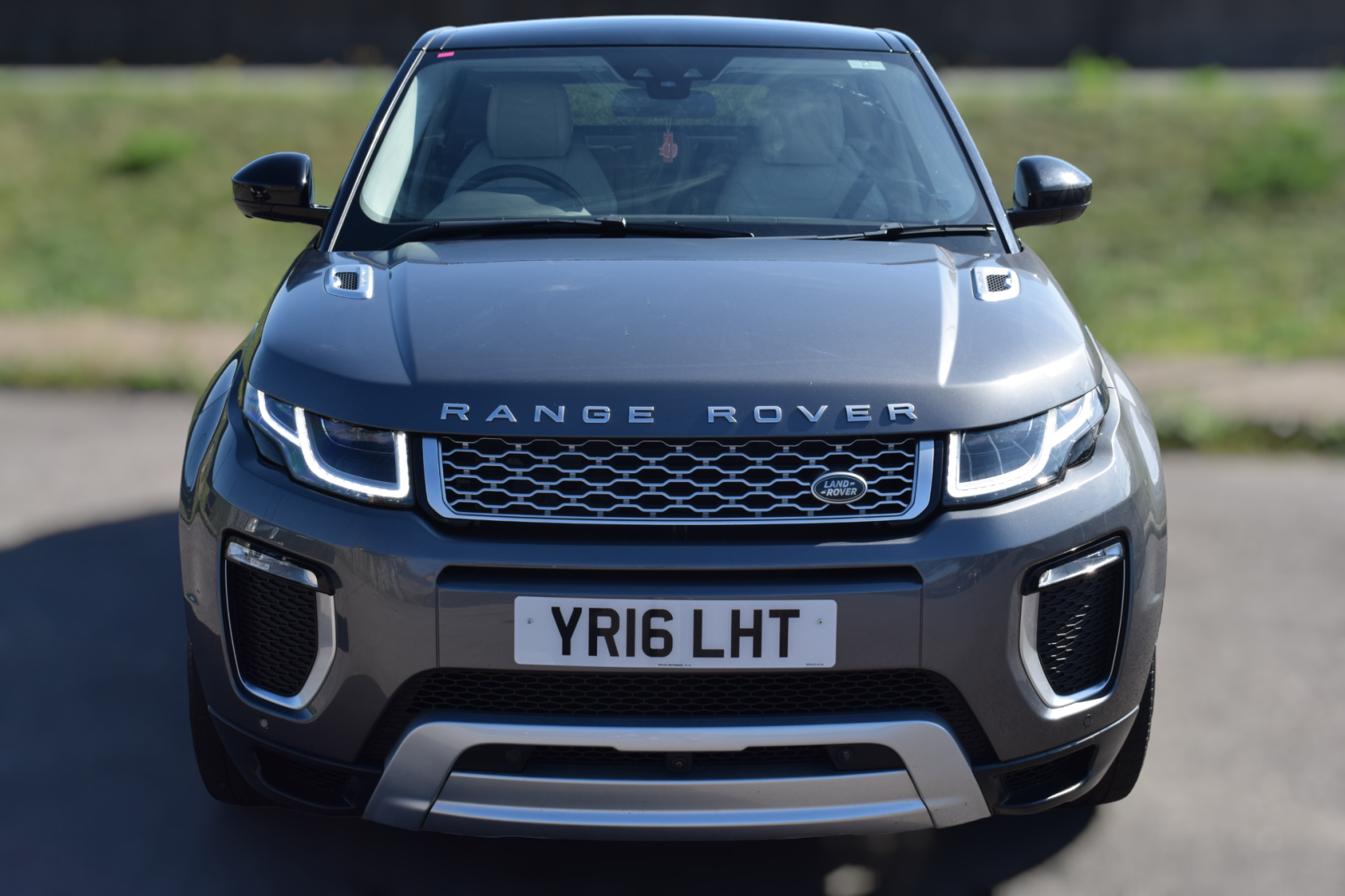 Land Rover Range Rover Evoque 2.0 TD4 Autobiography SUV 5dr Diesel Auto 4WD Euro 6 (s/s) (180 ps)