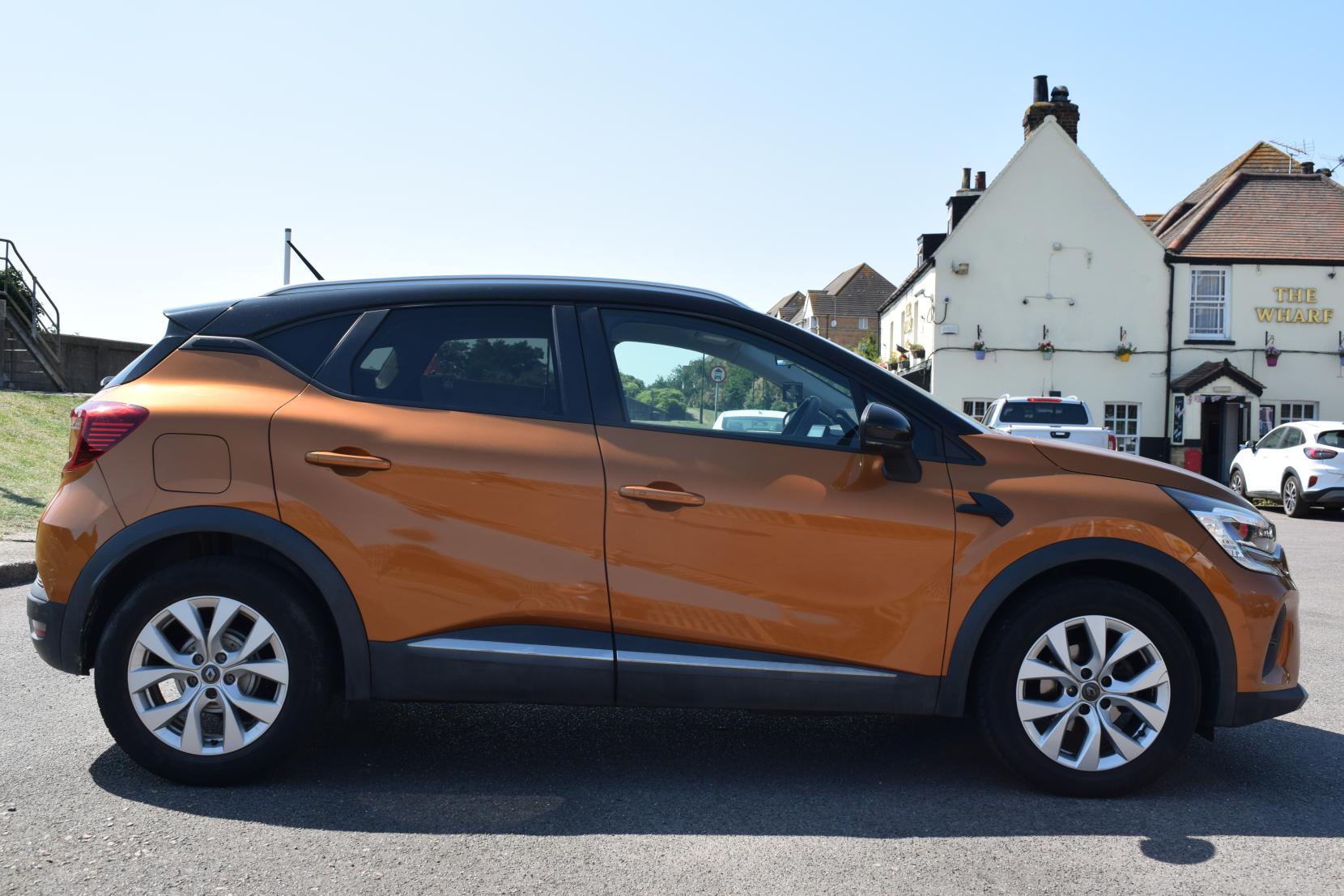 Renault Captur 1.0 TCe Iconic SUV 5dr Petrol Manual Euro 6 (s/s) (100 ps)