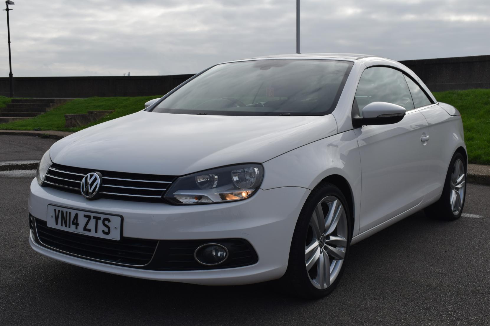 Volkswagen Eos 2.0 TDI BlueMotion Tech Sport Cabriolet 2dr Diesel Manual Euro 5 (s/s) (140 ps)