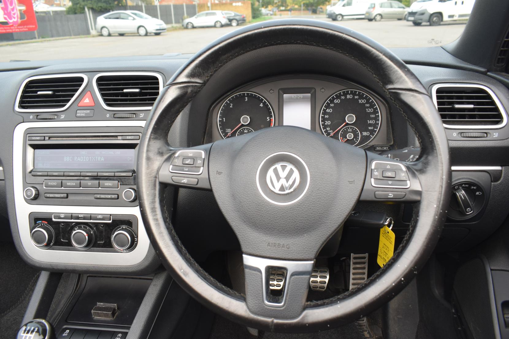 Volkswagen Eos 2.0 TDI BlueMotion Tech Sport Cabriolet 2dr Diesel Manual Euro 5 (s/s) (140 ps)