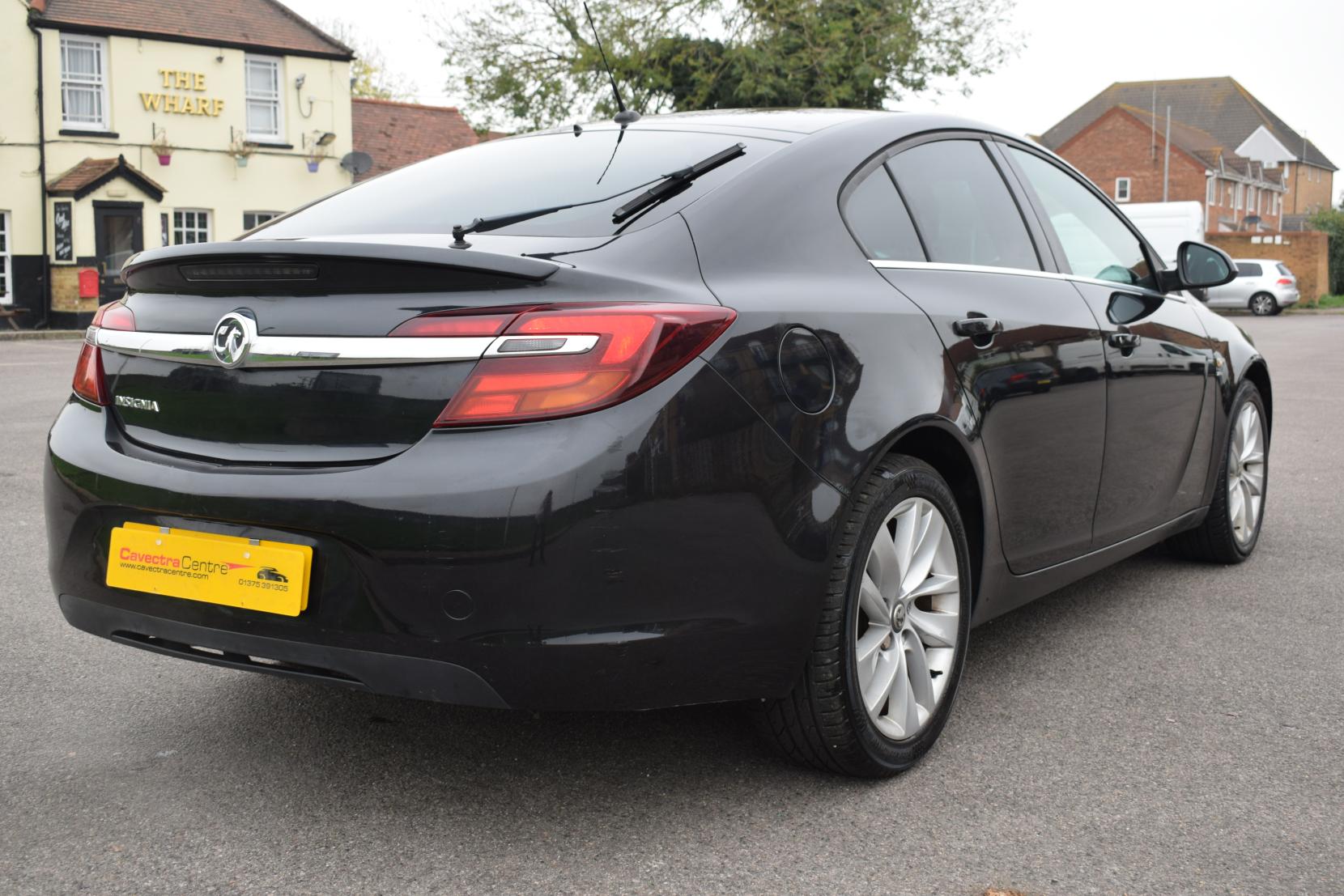 Vauxhall Insignia 1.8 16V SRi Hatchback 5dr Petrol Manual Euro 5 (140 ps)