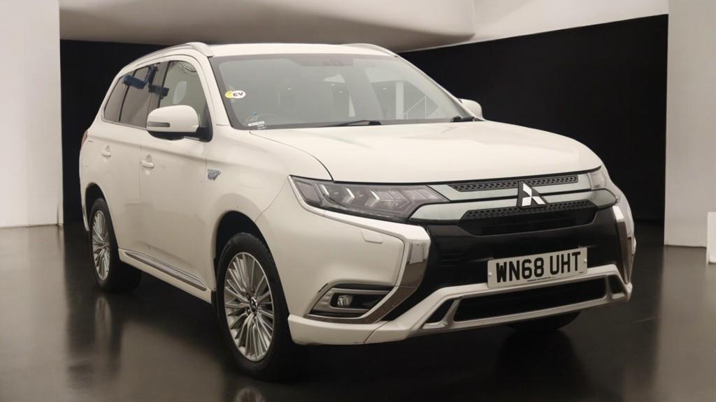 Mitsubishi Outlander 2.4h TwinMotor 13.8kWh 4h SUV 5dr Petrol Plug-in Hybrid CVT 4WD Euro 6 (s/s) (209 ps)