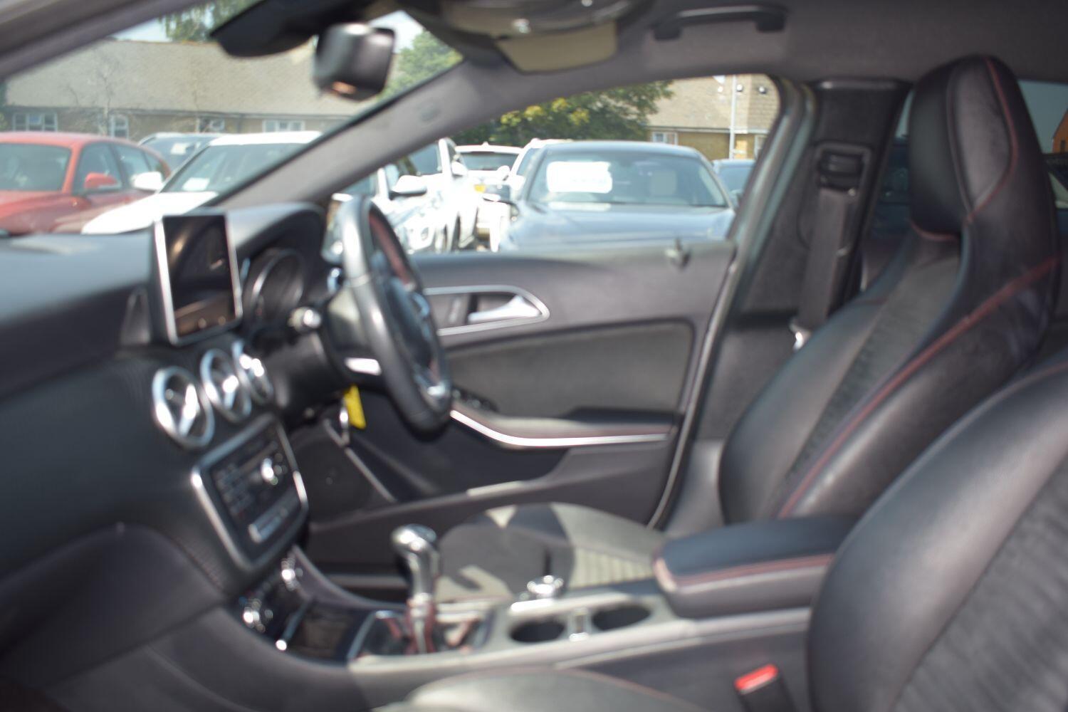 Mercedes-Benz A Class 1.6 A180 AMG Line