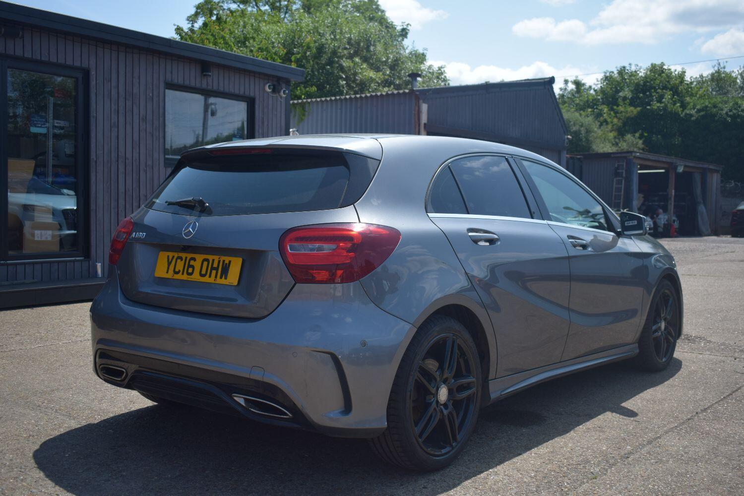 Mercedes-Benz A Class 1.6 A180 AMG Line