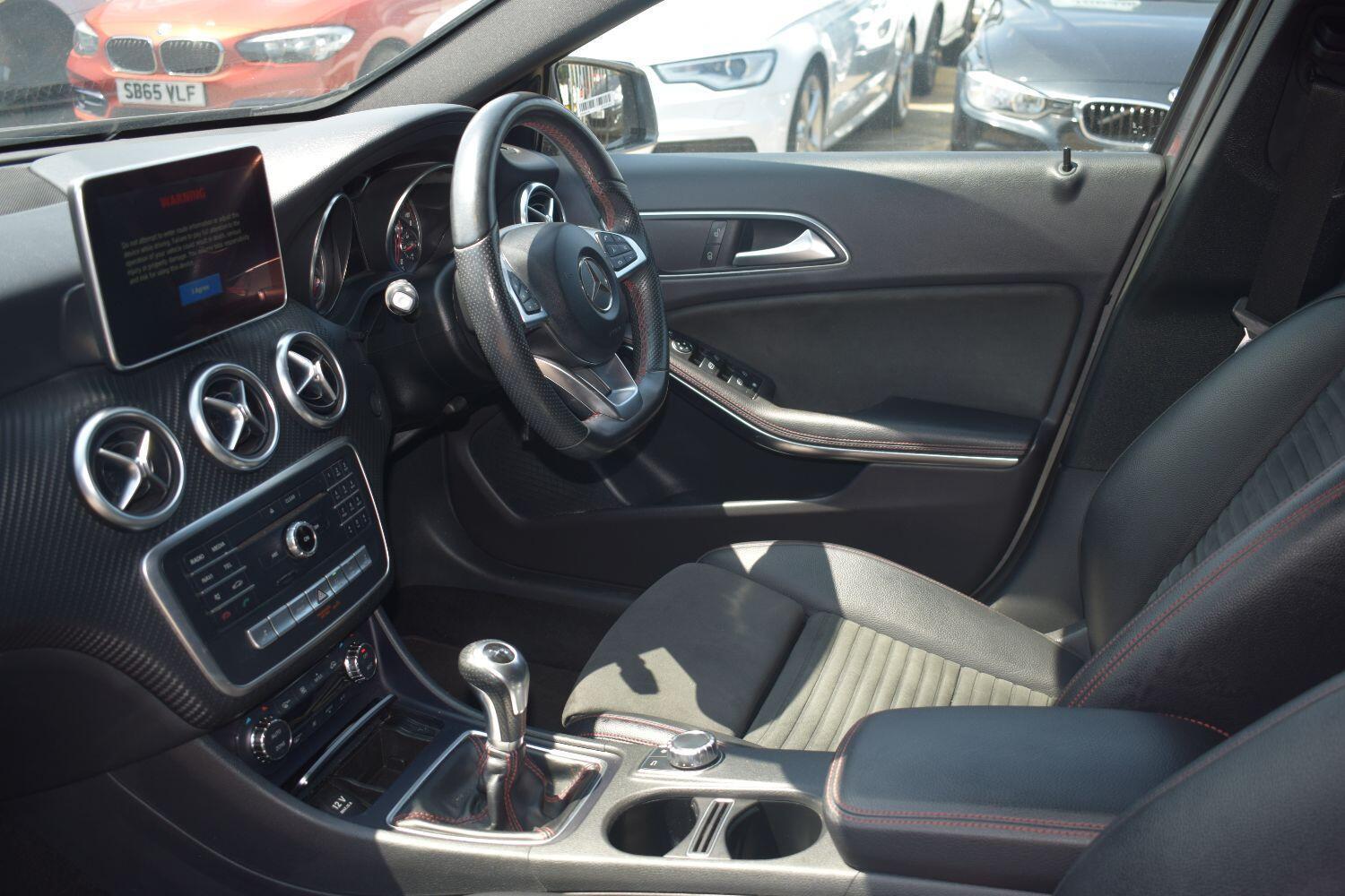 Mercedes-Benz A Class 1.6 A180 AMG Line