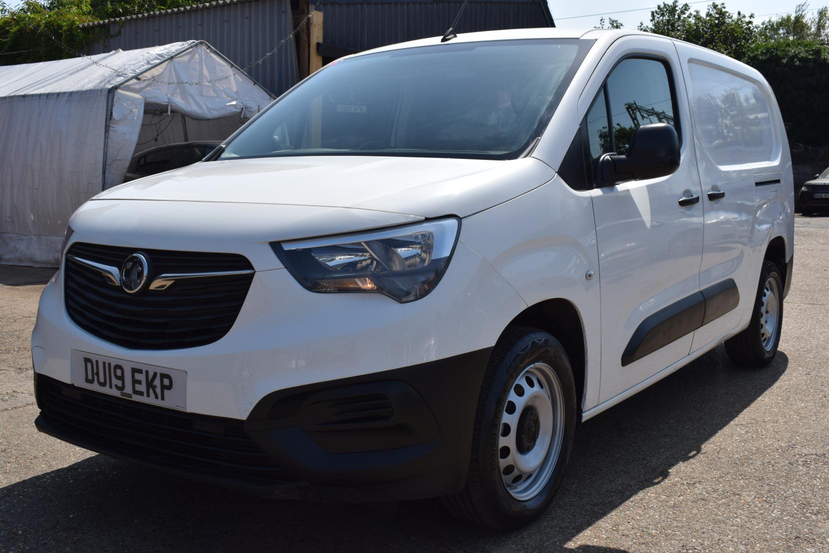 Vauxhall Combo 1.6 Turbo D 2300 Edition Panel Van 4dr Diesel Manual L2 H1 Euro 6 (s/s) (100 ps)