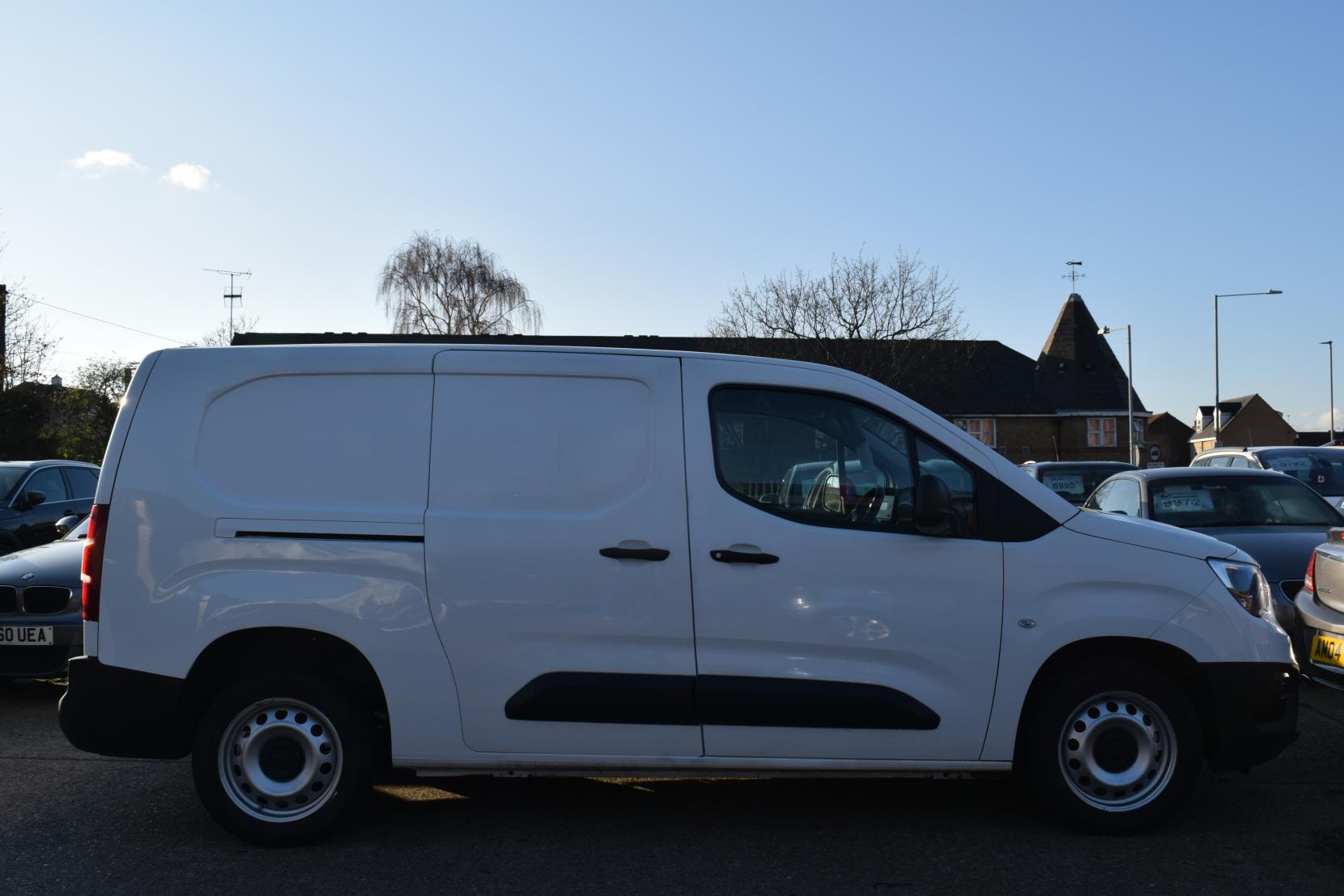 Vauxhall Combo 1.6 Turbo D 2300 Edition Panel Van 4dr Diesel Manual L2 H1 Euro 6 (s/s) (100 ps)