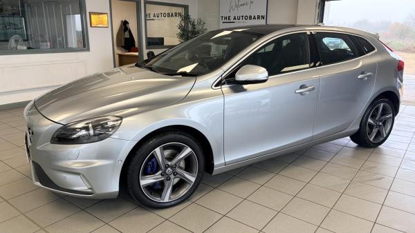 Volvo V40 2.0 D3 R-Design Nav Hatchback 5dr Diesel Manual Euro 5 (s/s) (150 ps)