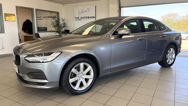 Volvo S90 2.0 D4 Momentum Saloon 4dr Diesel Auto Euro 6 (s/s) (190 ps)
