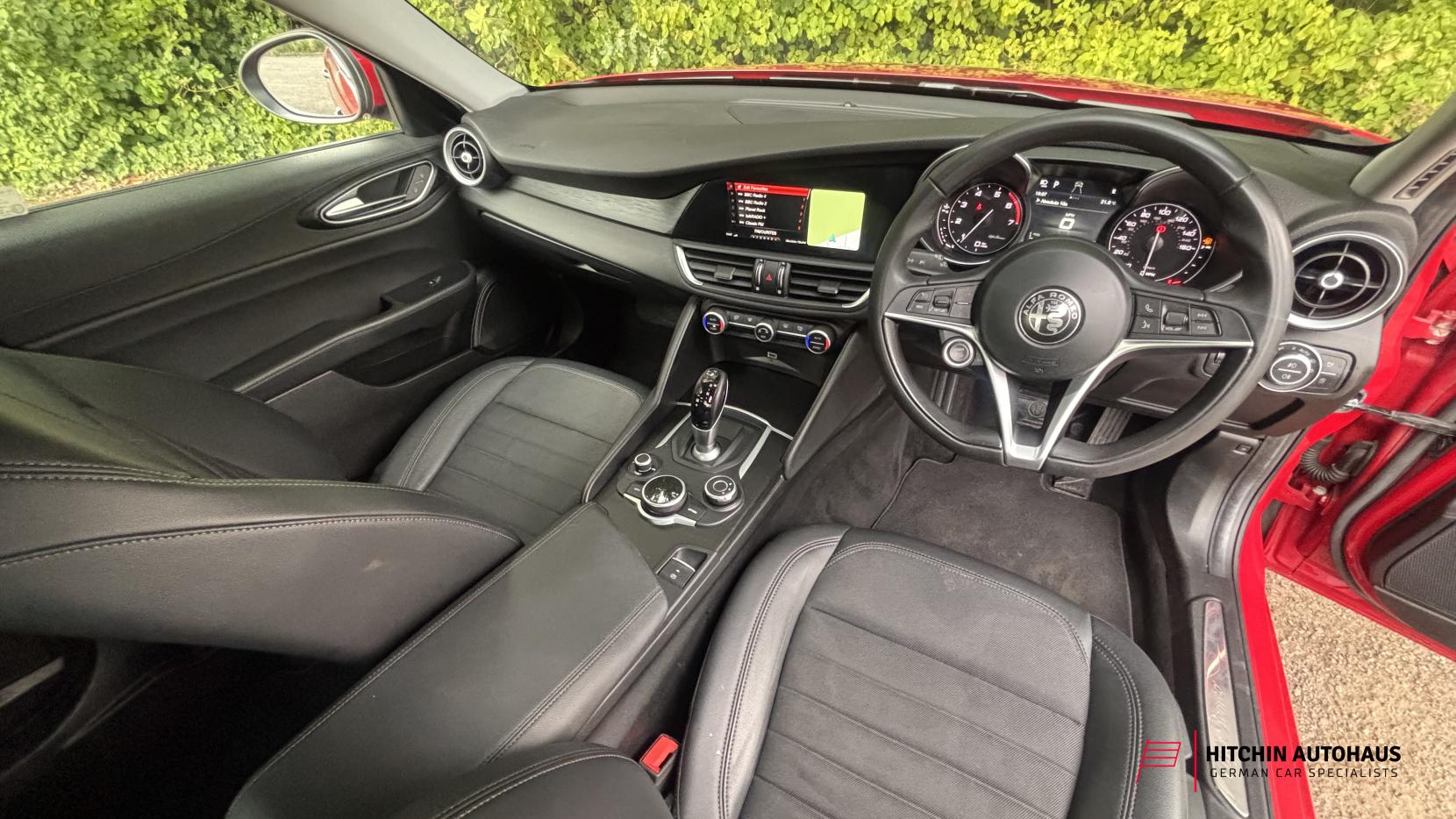 Alfa Romeo Giulia 2.0T Super Saloon 4dr Petrol Auto Euro 6 (s/s) (200 ps)