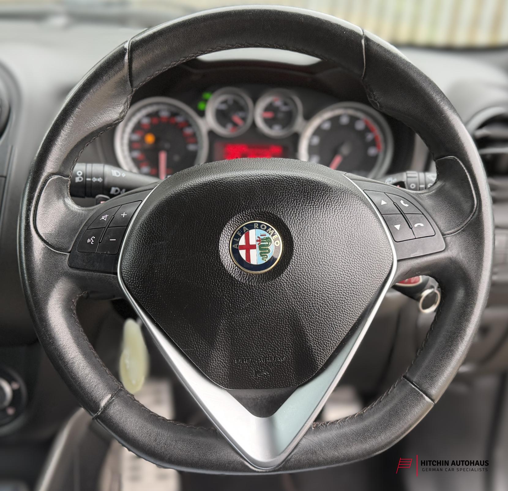 Alfa Romeo MiTo 1.4 TB MultiAir Collezione Hatchback 3dr Petrol TCT Euro 6 (s/s) (140 ps)