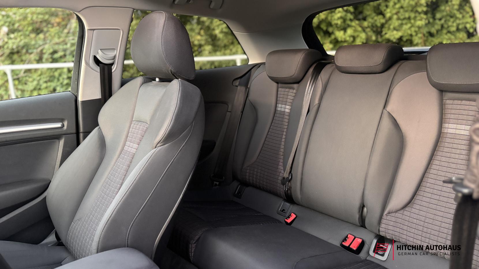 Audi A3 1.6 TDI Sport Hatchback 3dr Diesel S Tronic Euro 5 (s/s) (105 ps)