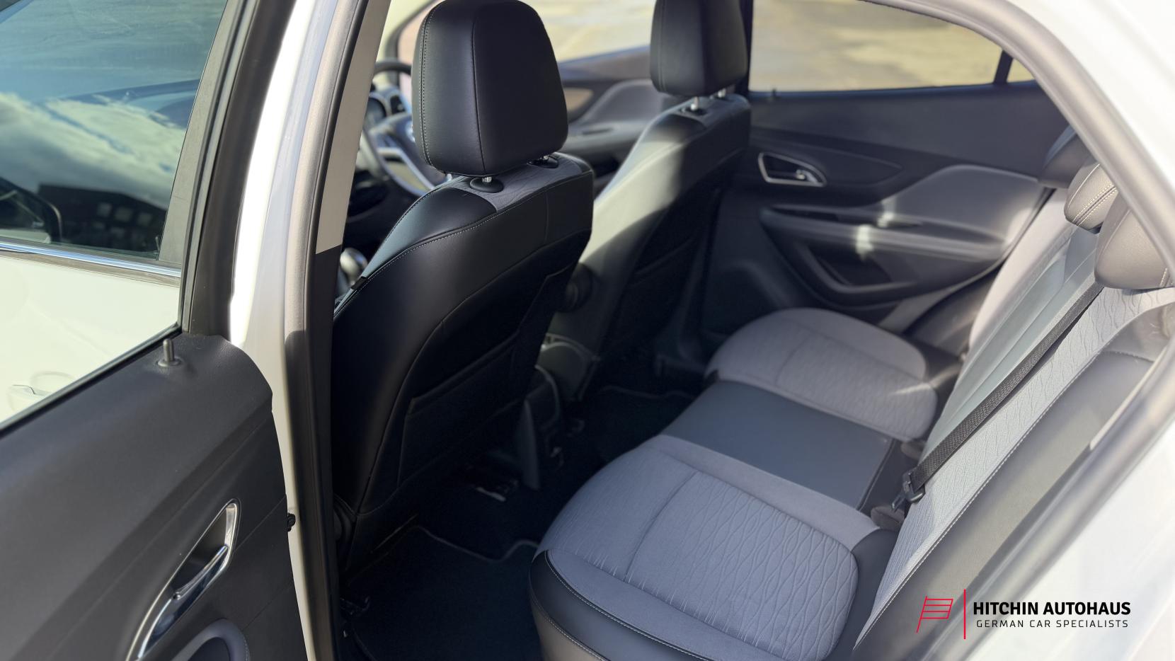 Vauxhall Mokka 1.6 CDTi Limited Edition SUV 5dr Diesel Manual 2WD Euro 6 (s/s) (136 ps)