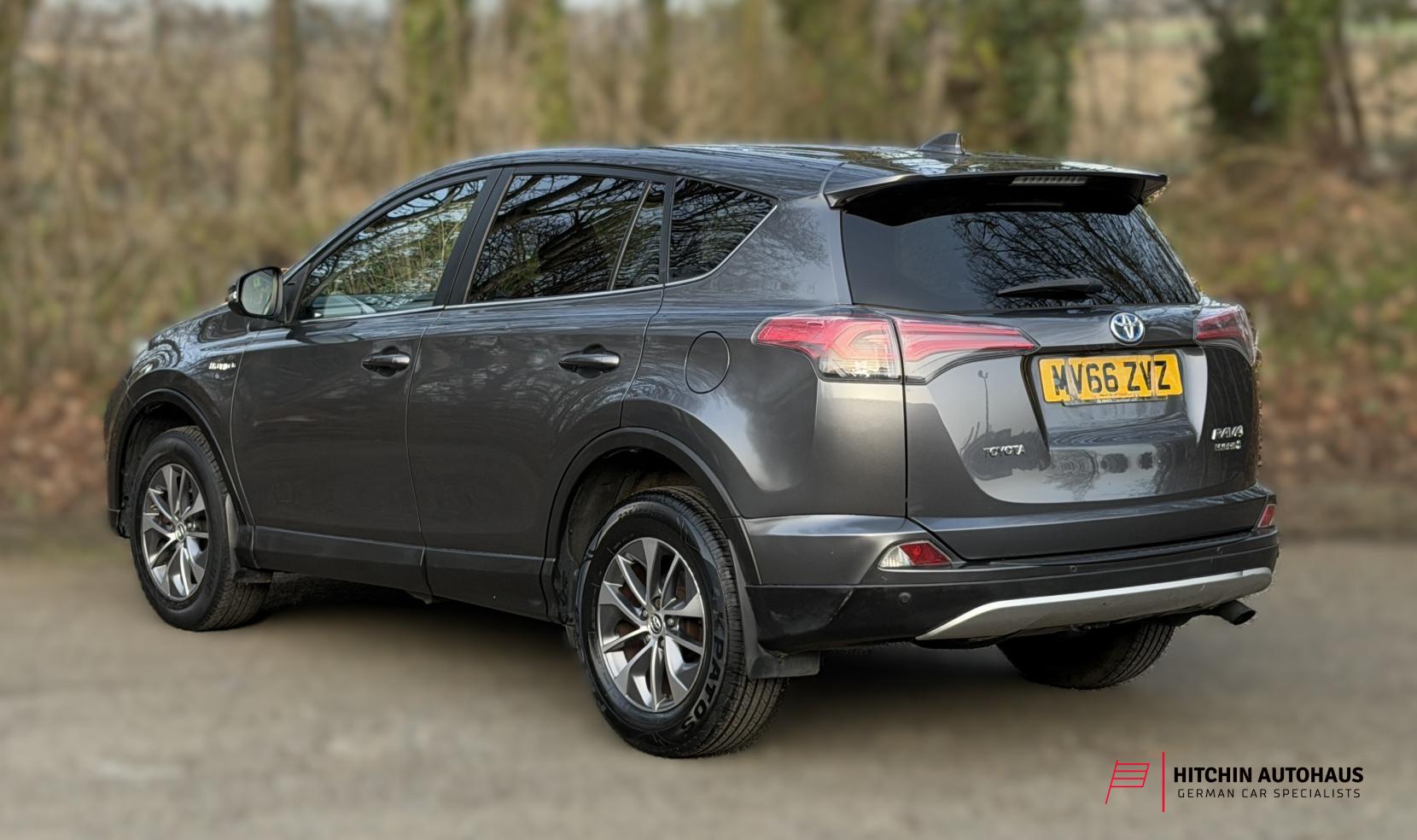 Toyota RAV4 2.5 VVT-h Business Edition Plus SUV 5dr Petrol Hybrid CVT Euro 6 (s/s) (197 ps)