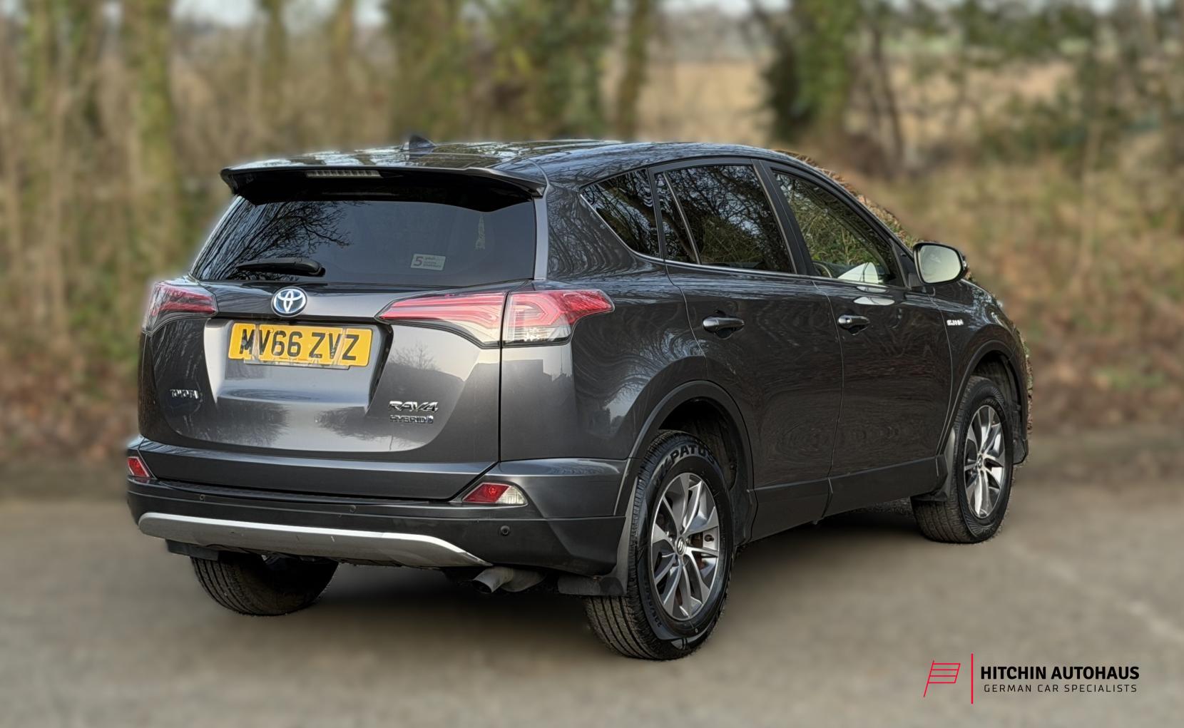 Toyota RAV4 2.5 VVT-h Business Edition Plus SUV 5dr Petrol Hybrid CVT Euro 6 (s/s) (197 ps)