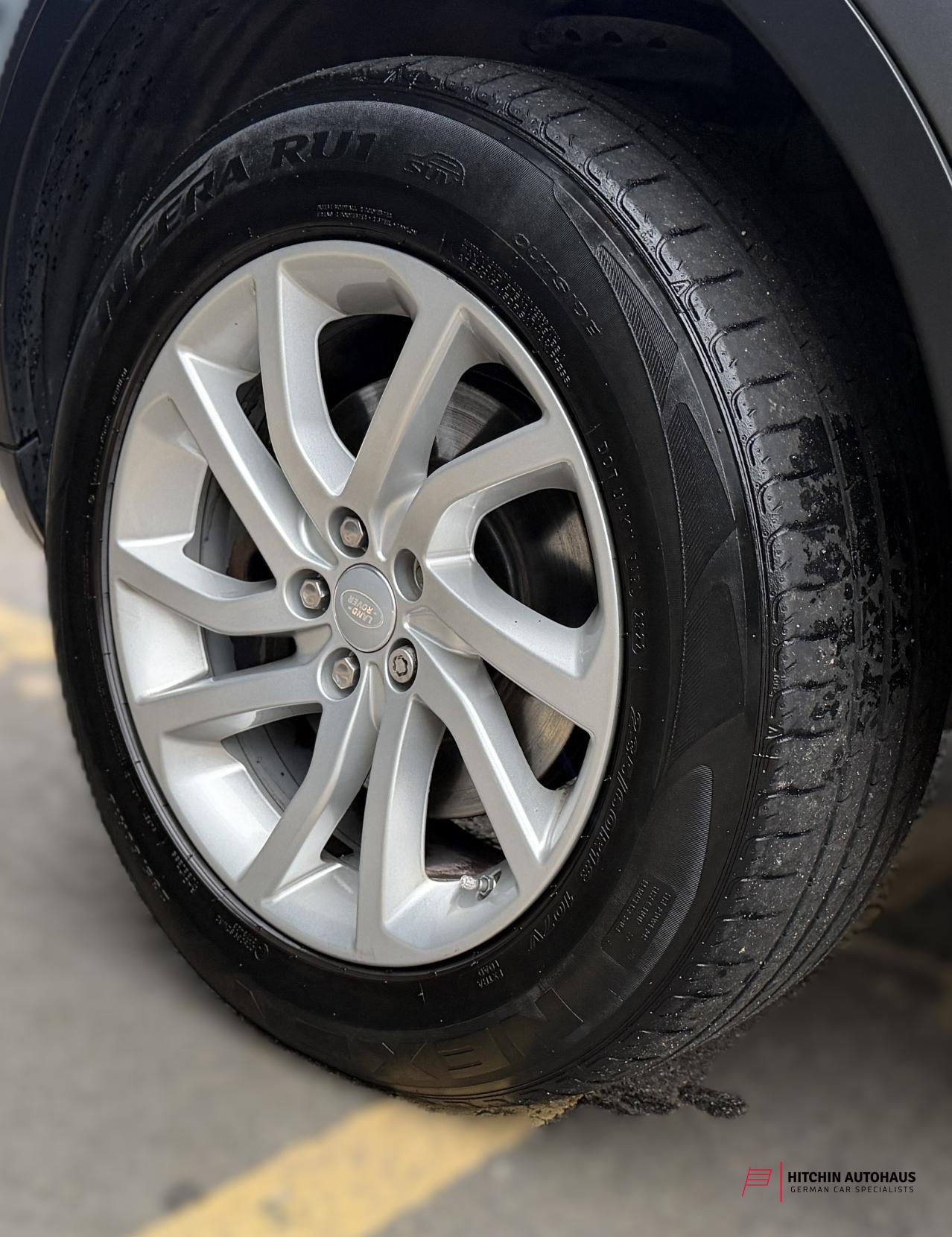 Land Rover Discovery Sport 2.0 TD4 SE Tech SUV 5dr Diesel Auto 4WD Euro 6 (s/s) (180 ps)