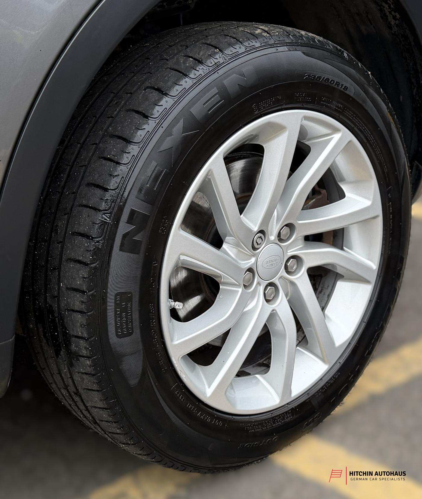 Land Rover Discovery Sport 2.0 TD4 SE Tech SUV 5dr Diesel Auto 4WD Euro 6 (s/s) (180 ps)