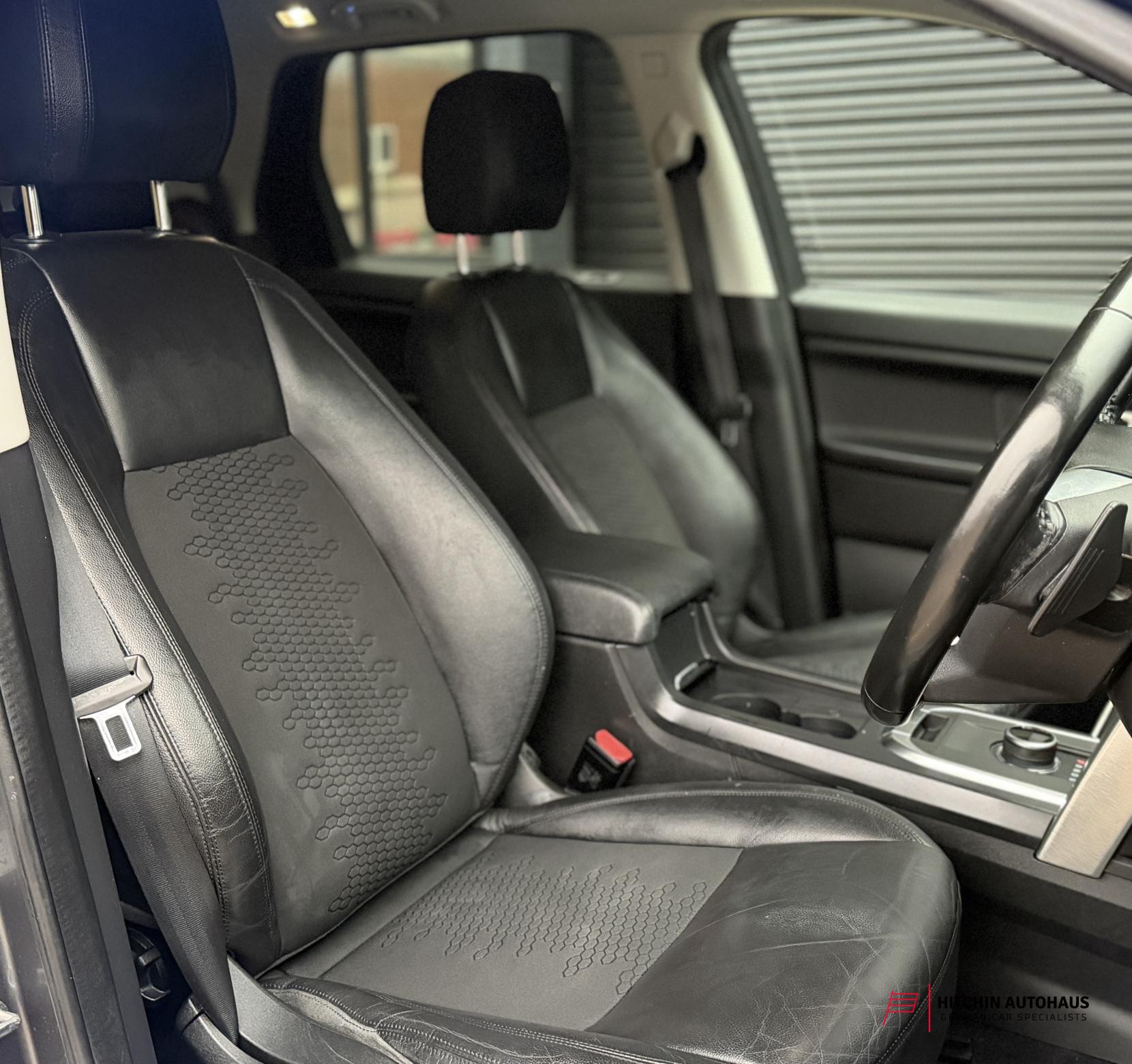 Land Rover Discovery Sport 2.0 TD4 SE Tech SUV 5dr Diesel Auto 4WD Euro 6 (s/s) (180 ps)