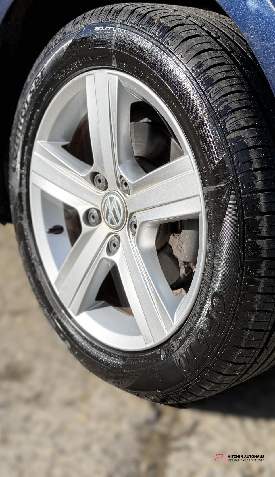 Volkswagen Golf 1.6 TDI BlueMotion Tech Match Hatchback 5dr Diesel DSG Euro 5 (s/s) (105 ps)