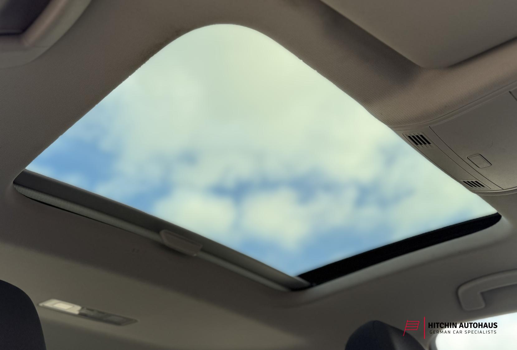 Volkswagen Golf 1.6 TDI BlueMotion Tech Match Hatchback 5dr Diesel DSG Euro 5 (s/s) (105 ps)