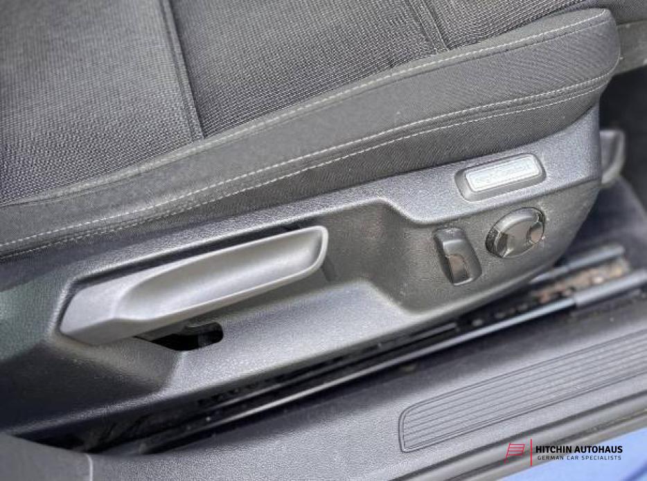 Volkswagen Passat 2.0 TDI BlueMotion Tech SE Business Estate 5dr Diesel Manual Euro 6 (s/s) (150 ps)