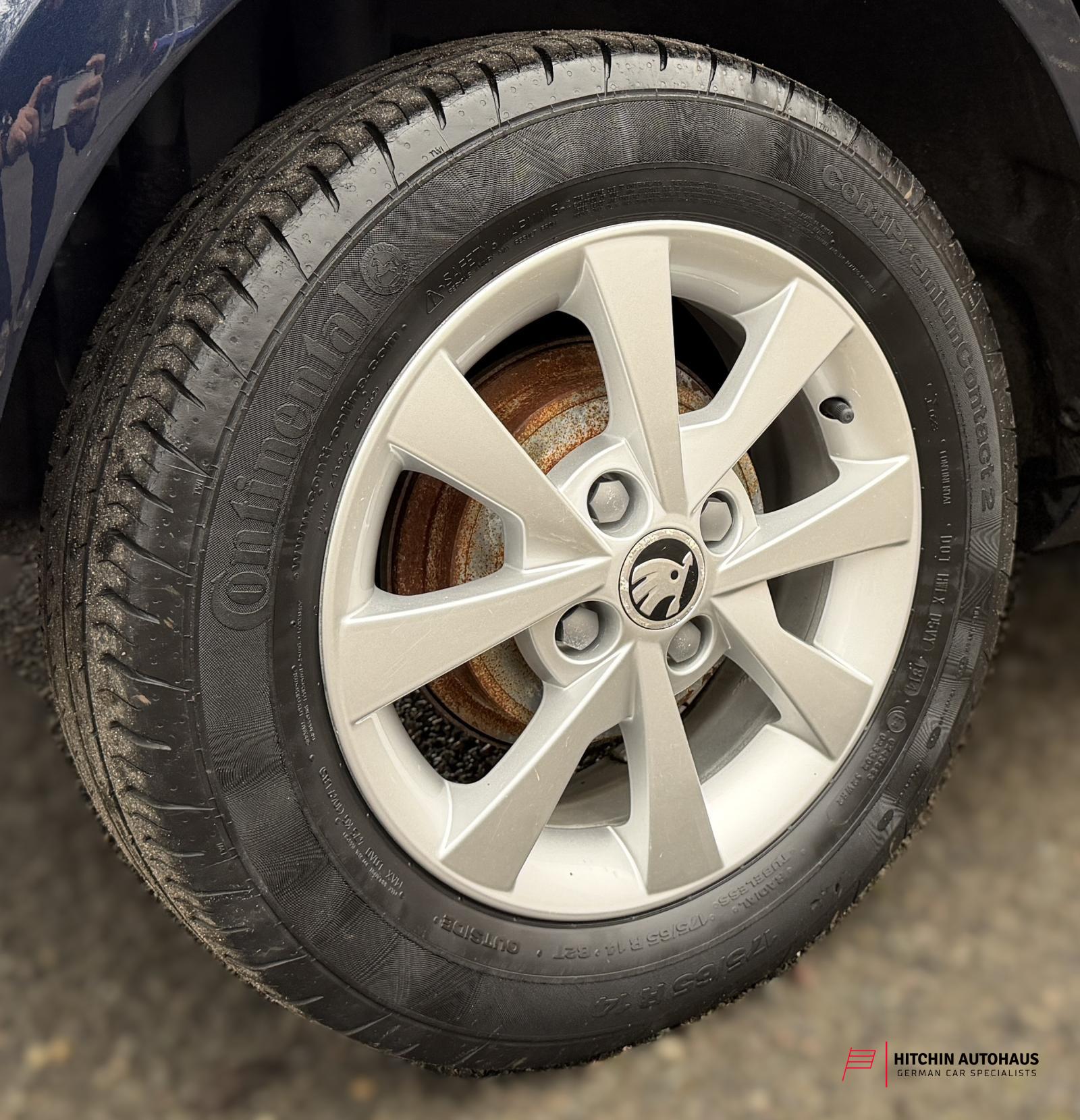 Skoda Citigo 1.0 MPI Elegance Hatchback 5dr Petrol ASG Euro 5 (75 ps)