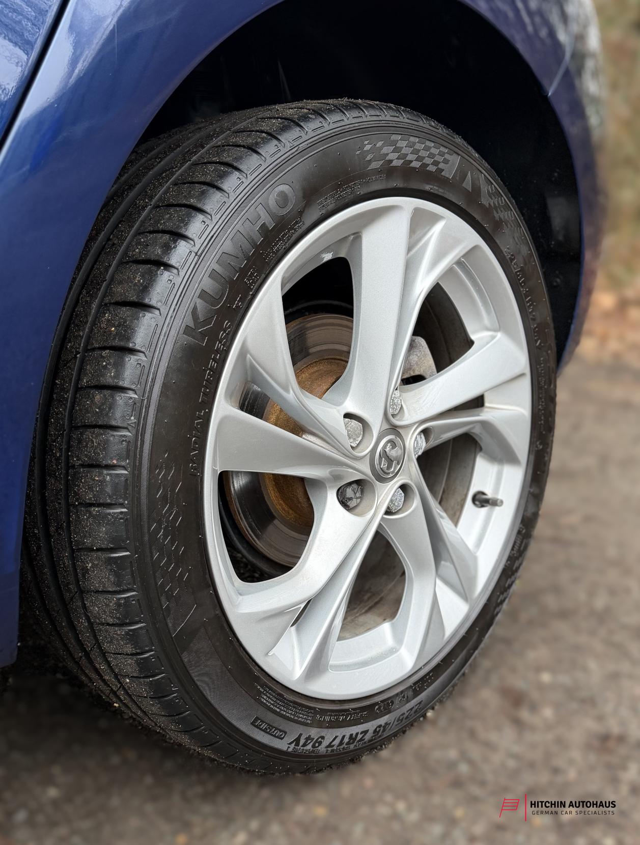 Vauxhall Astra 1.2 Turbo SRi Nav Hatchback 5dr Petrol Manual Euro 6 (s/s) (110 ps)