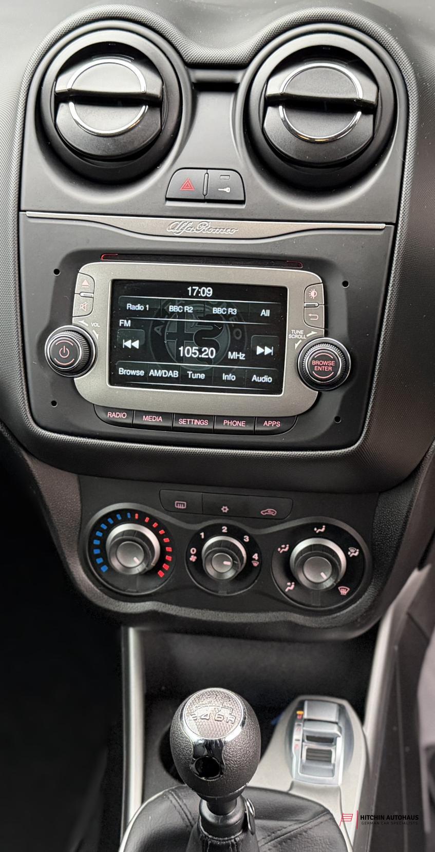 Alfa Romeo MiTo 875 TB TwinAir Hatchback 3dr Petrol Manual Euro 6 (s/s) (105 ps)