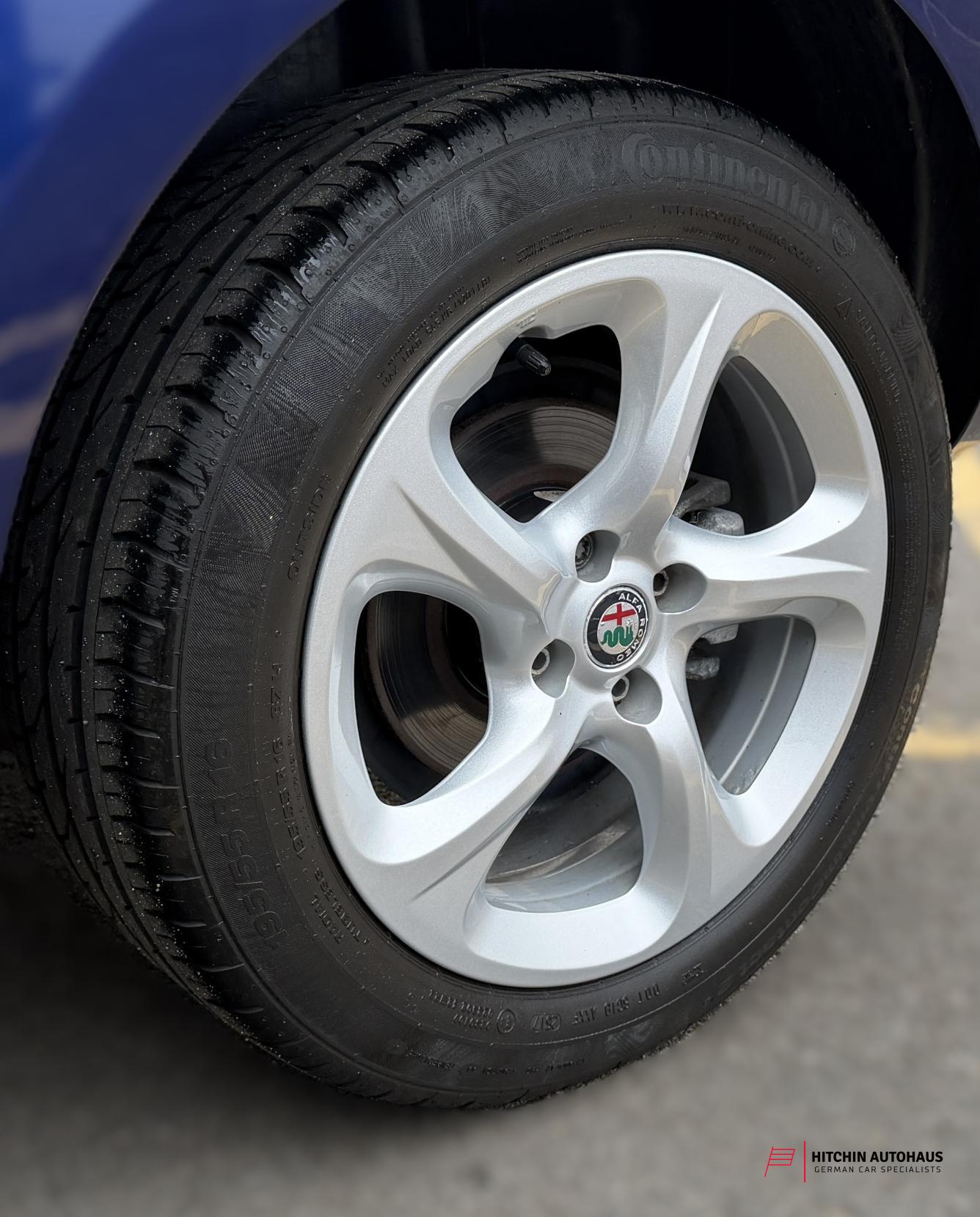 Alfa Romeo MiTo 875 TB TwinAir Hatchback 3dr Petrol Manual Euro 6 (s/s) (105 ps)