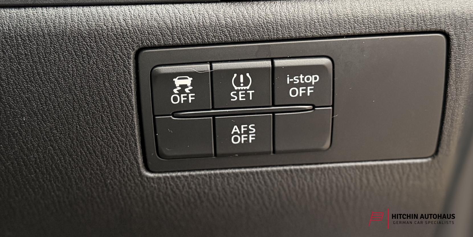 Mazda Mazda3 2.0 SKYACTIV-G Sport Nav Hatchback 5dr Petrol Auto Euro 5 (s/s) (120 ps)