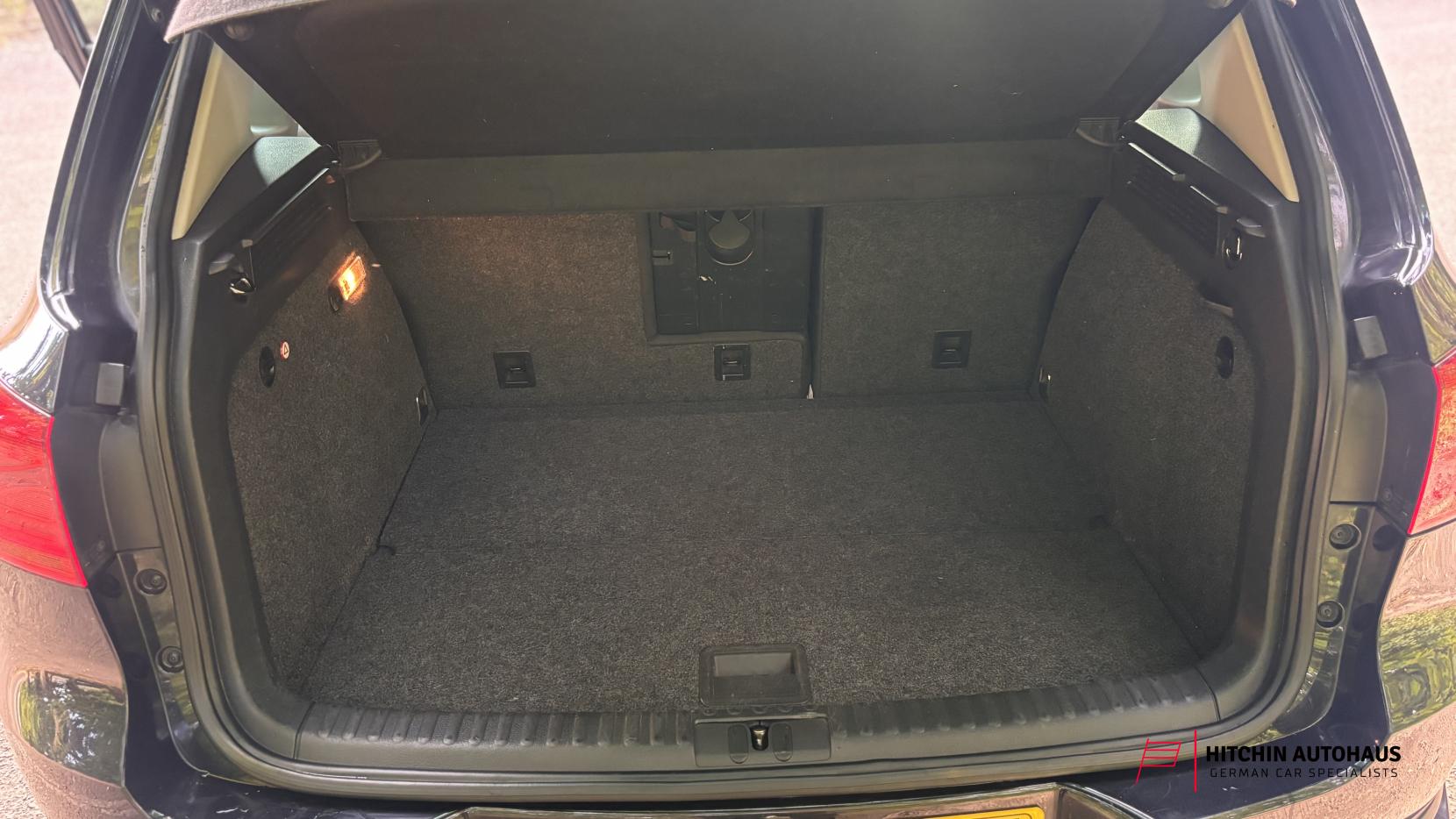 Volkswagen Tiguan 2.0 TDI BlueMotion Tech Match Edition SUV 5dr Diesel Manual 2WD Euro 6 (s/s) (150 ps)