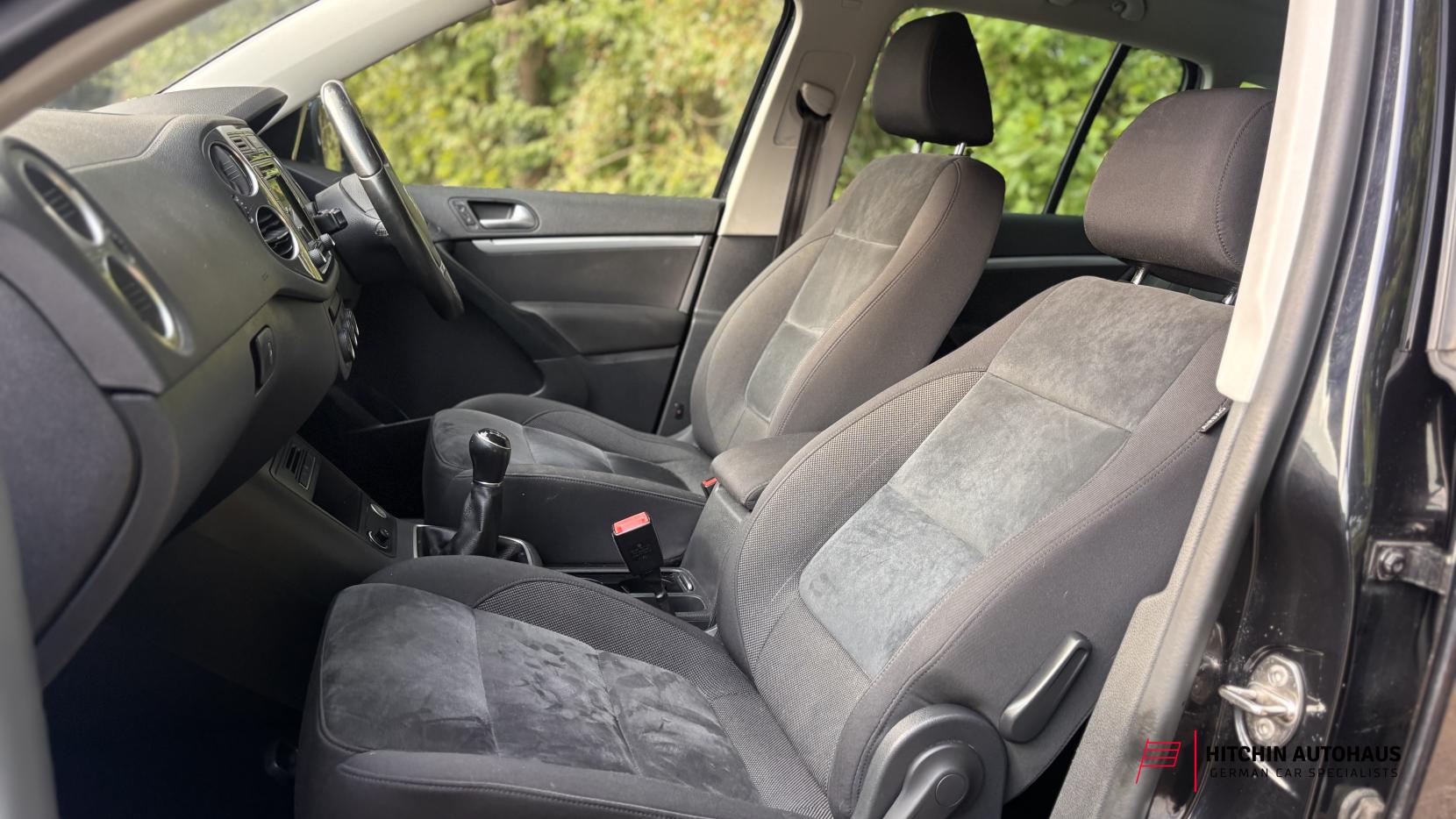 Volkswagen Tiguan 2.0 TDI BlueMotion Tech Match Edition SUV 5dr Diesel Manual 2WD Euro 6 (s/s) (150 ps)