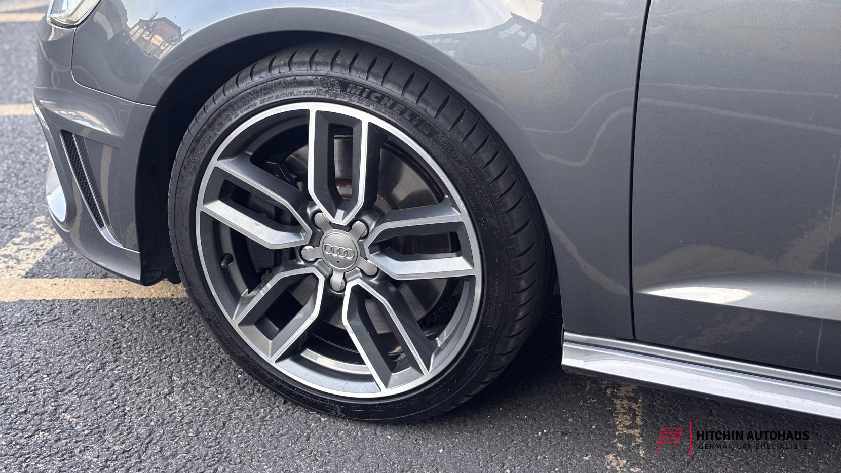 Audi S3 2.0 TFSI Hatchback 3dr Petrol Manual quattro Euro 6 (s/s) (300 ps)