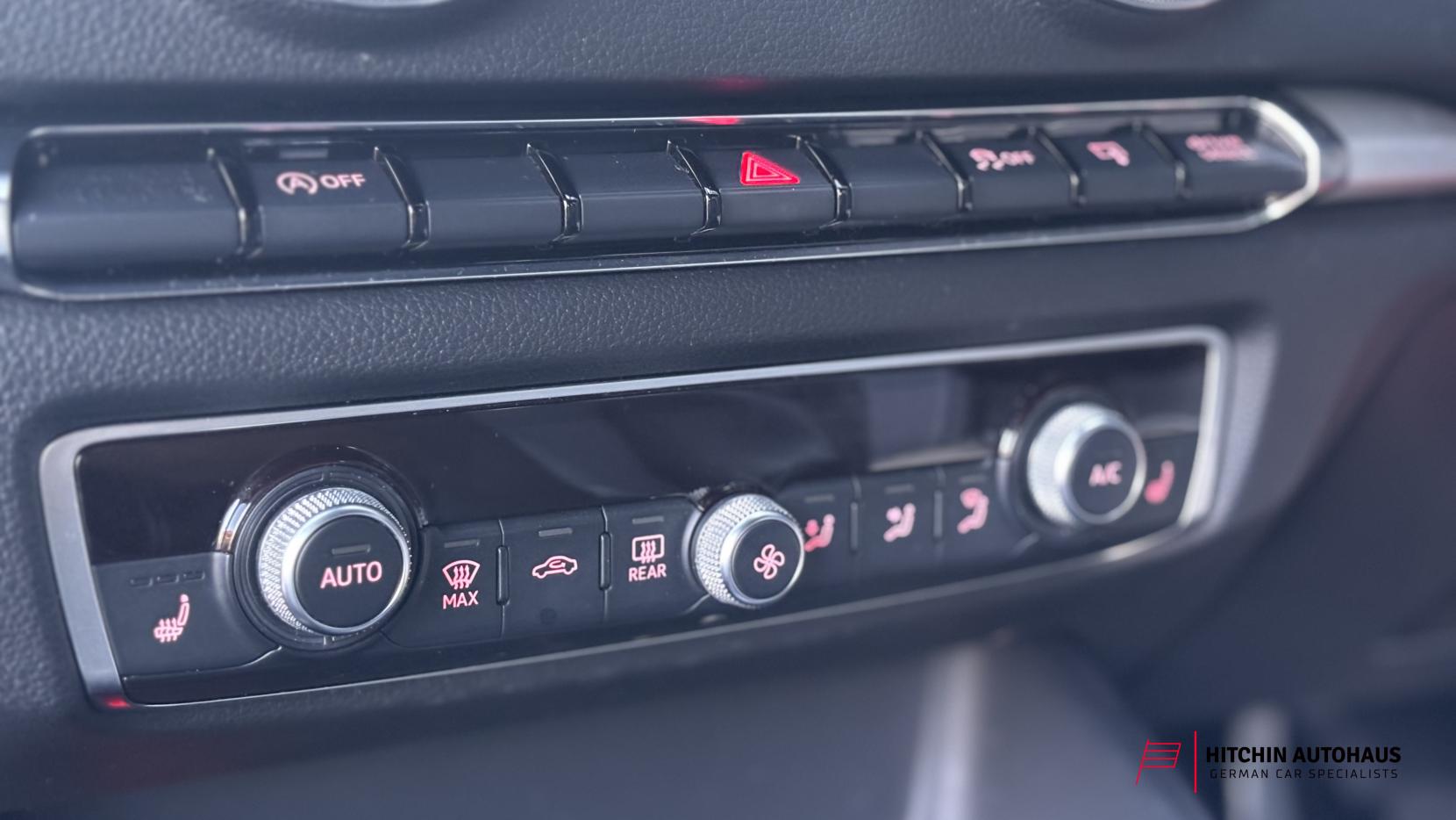 Audi S3 2.0 TFSI Hatchback 3dr Petrol Manual quattro Euro 6 (s/s) (300 ps)