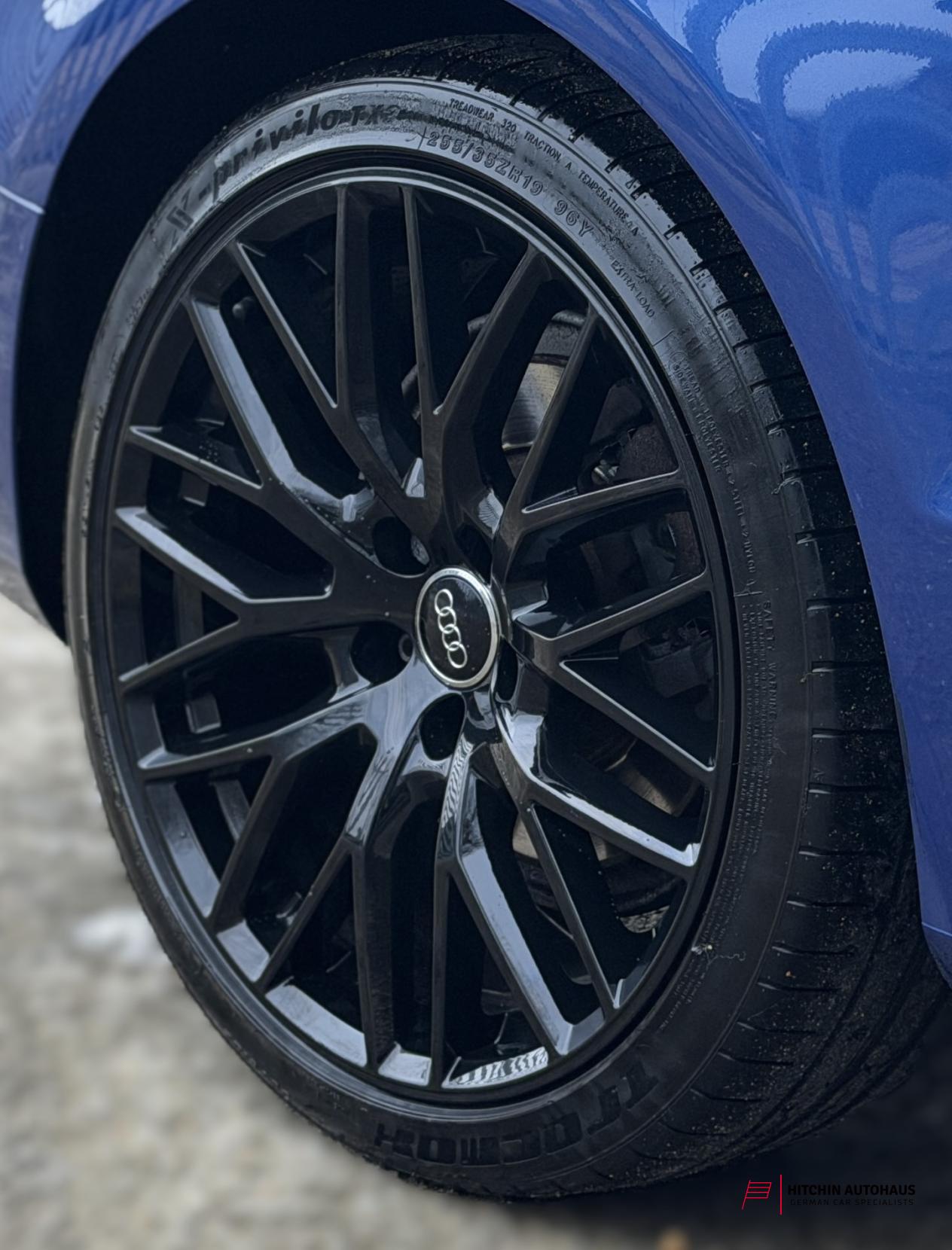 Audi A5 Cabriolet 2.0 TDI S line Special Edition Plus Convertible 2dr Diesel Multitronic Euro 5 (s/s) (177 ps)