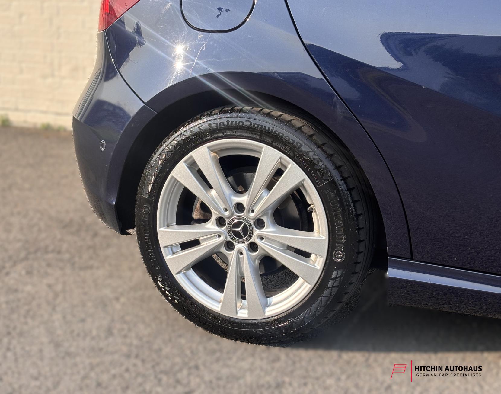 Mercedes-Benz A Class 1.5 A180d Sport (Premium) Hatchback 5dr Diesel 7G-DCT Euro 6 (s/s) (109 ps)