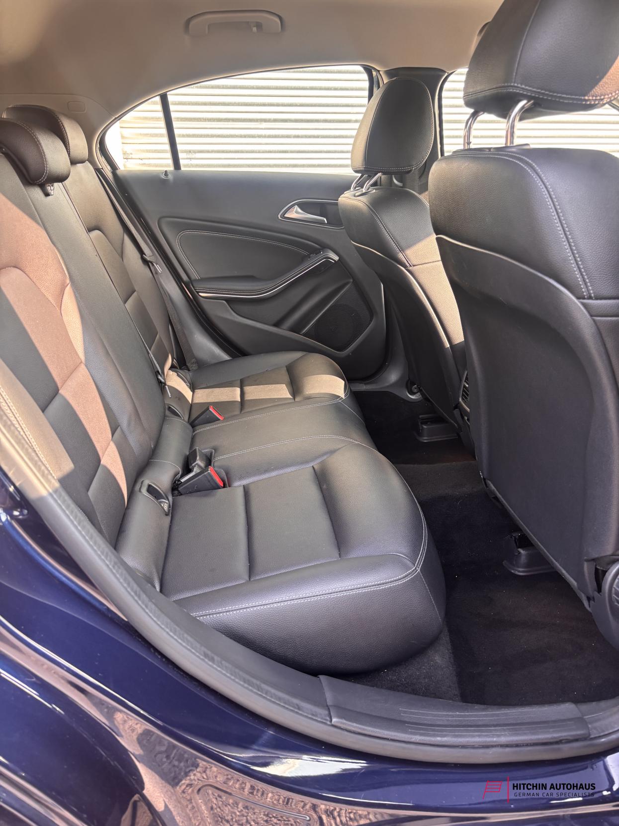 Mercedes-Benz A Class 1.5 A180d Sport (Premium) Hatchback 5dr Diesel 7G-DCT Euro 6 (s/s) (109 ps)