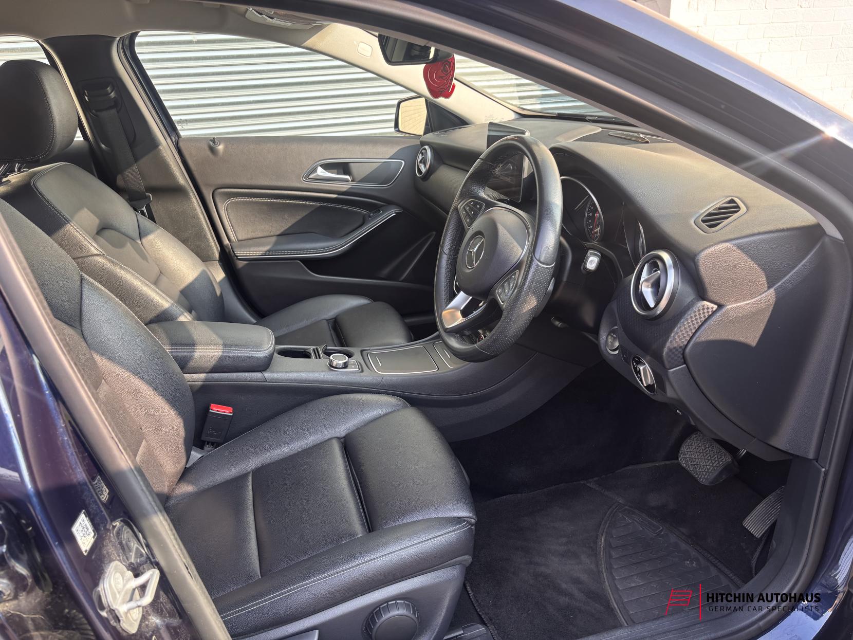 Mercedes-Benz A Class 1.5 A180d Sport (Premium) Hatchback 5dr Diesel 7G-DCT Euro 6 (s/s) (109 ps)