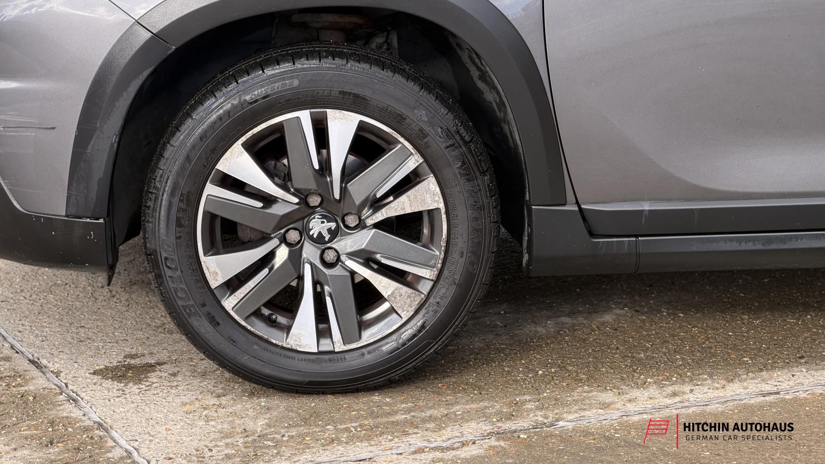 Peugeot 2008 1.2 PureTech Allure SUV 5dr Petrol Manual Euro 6 (82 ps)