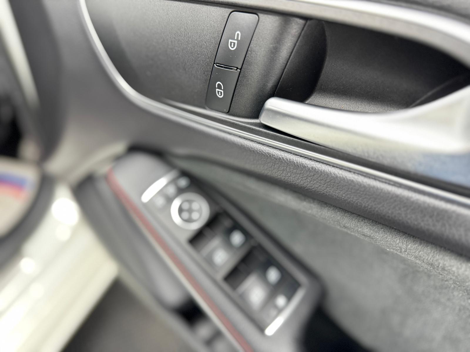 Mercedes-Benz A Class 2.1 A220d AMG Line (Premium) Hatchback 5dr Diesel 7G-DCT 4MATIC Euro 6 (s/s) (177 ps)