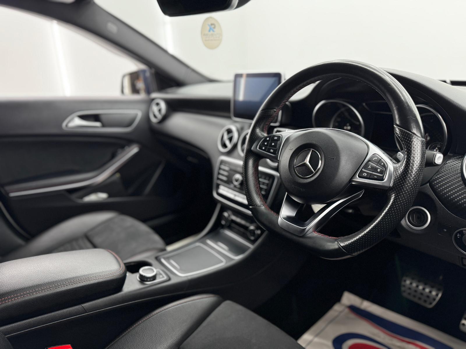 Mercedes-Benz A Class 2.1 A220d AMG Line (Premium) Hatchback 5dr Diesel 7G-DCT 4MATIC Euro 6 (s/s) (177 ps)