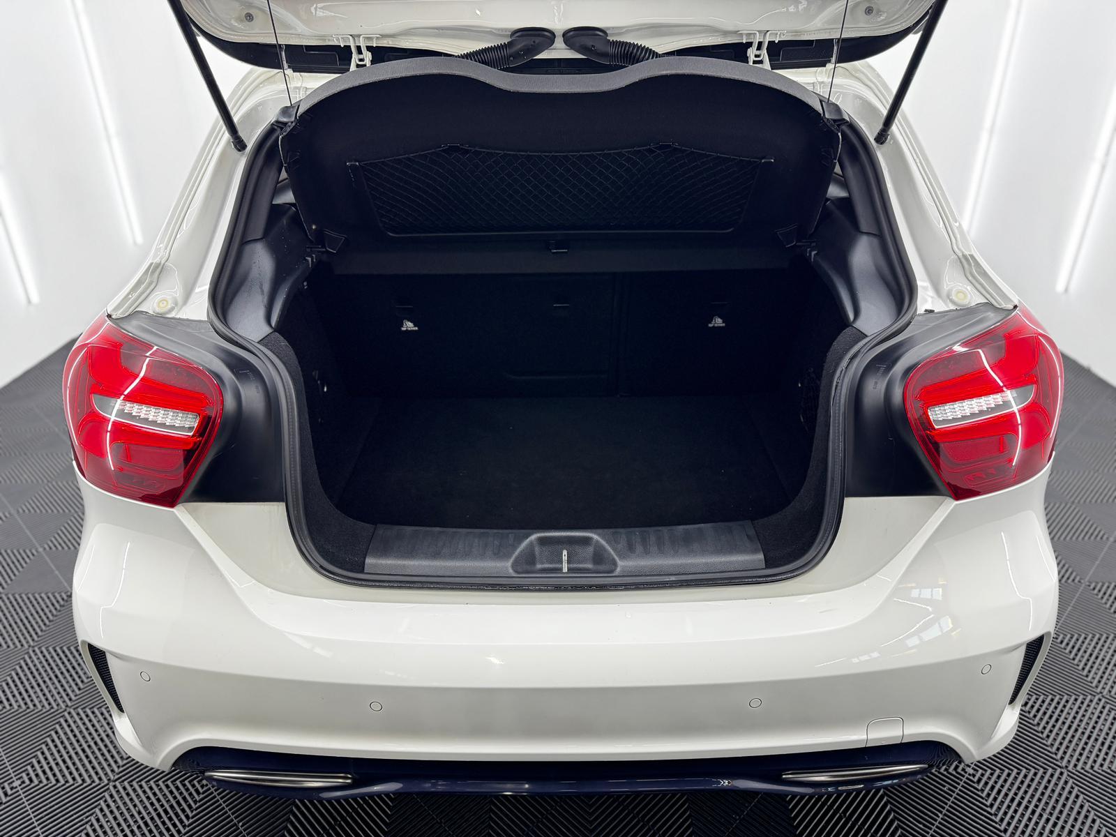 Mercedes-Benz A Class 2.1 A220d AMG Line (Premium) Hatchback 5dr Diesel 7G-DCT 4MATIC Euro 6 (s/s) (177 ps)