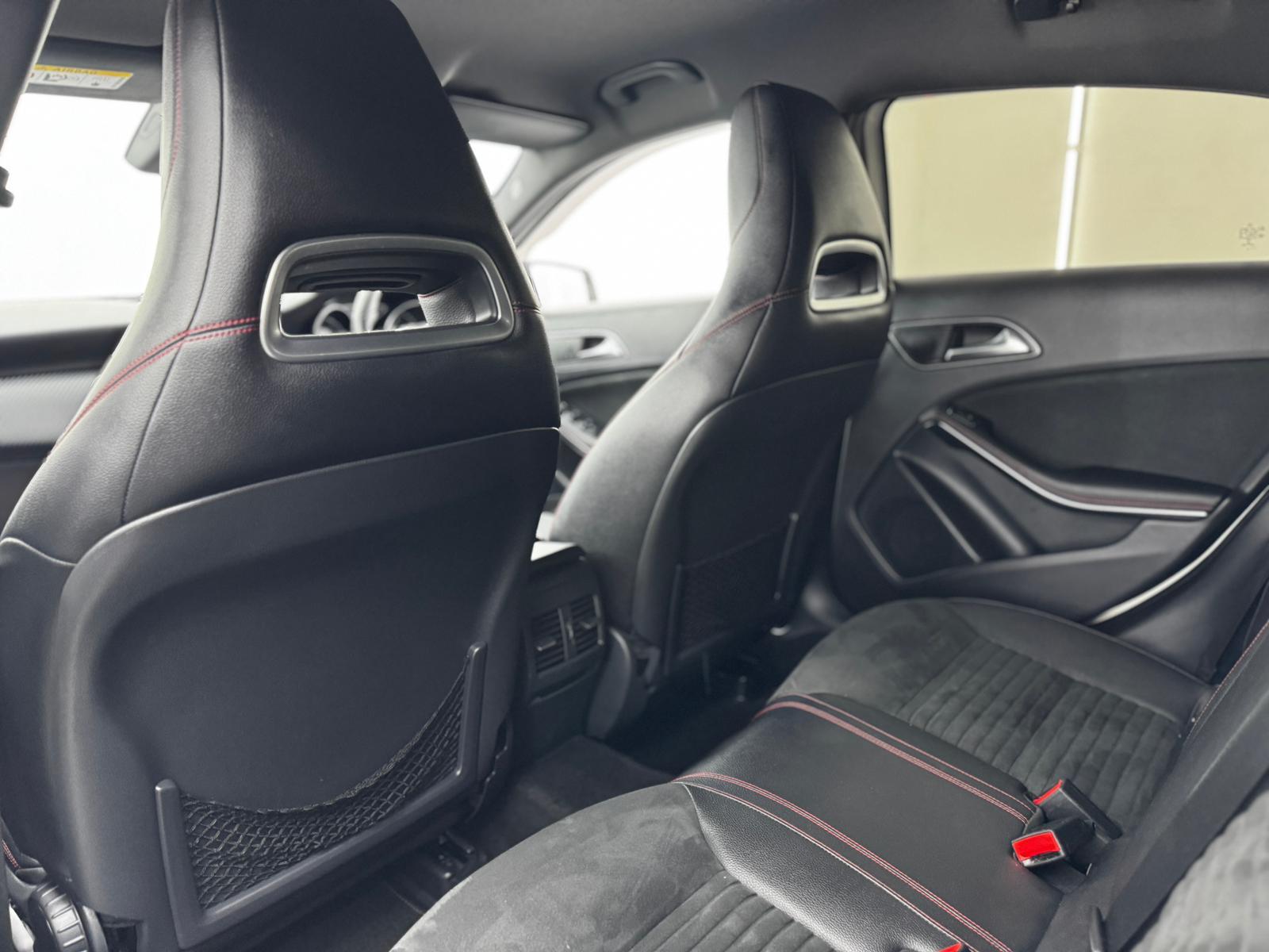 Mercedes-Benz A Class 2.1 A220d AMG Line (Premium) Hatchback 5dr Diesel 7G-DCT 4MATIC Euro 6 (s/s) (177 ps)