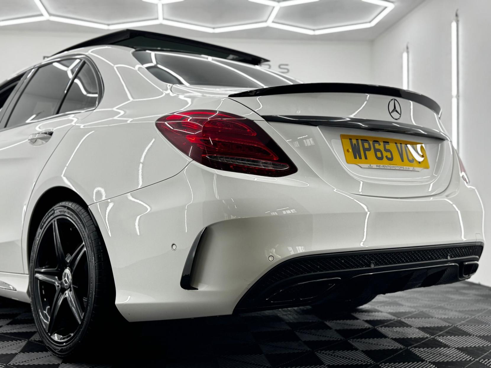 Mercedes-Benz C Class 2.1 C220d AMG Line (Premium) Saloon 4dr Diesel 7G-Tronic+ Euro 6 (s/s) (170 ps)