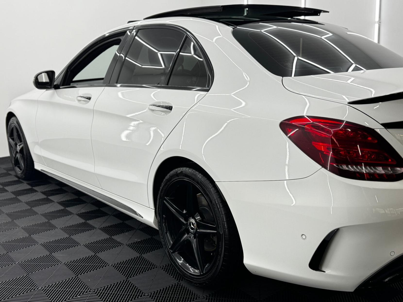 Mercedes-Benz C Class 2.1 C220d AMG Line (Premium) Saloon 4dr Diesel 7G-Tronic+ Euro 6 (s/s) (170 ps)