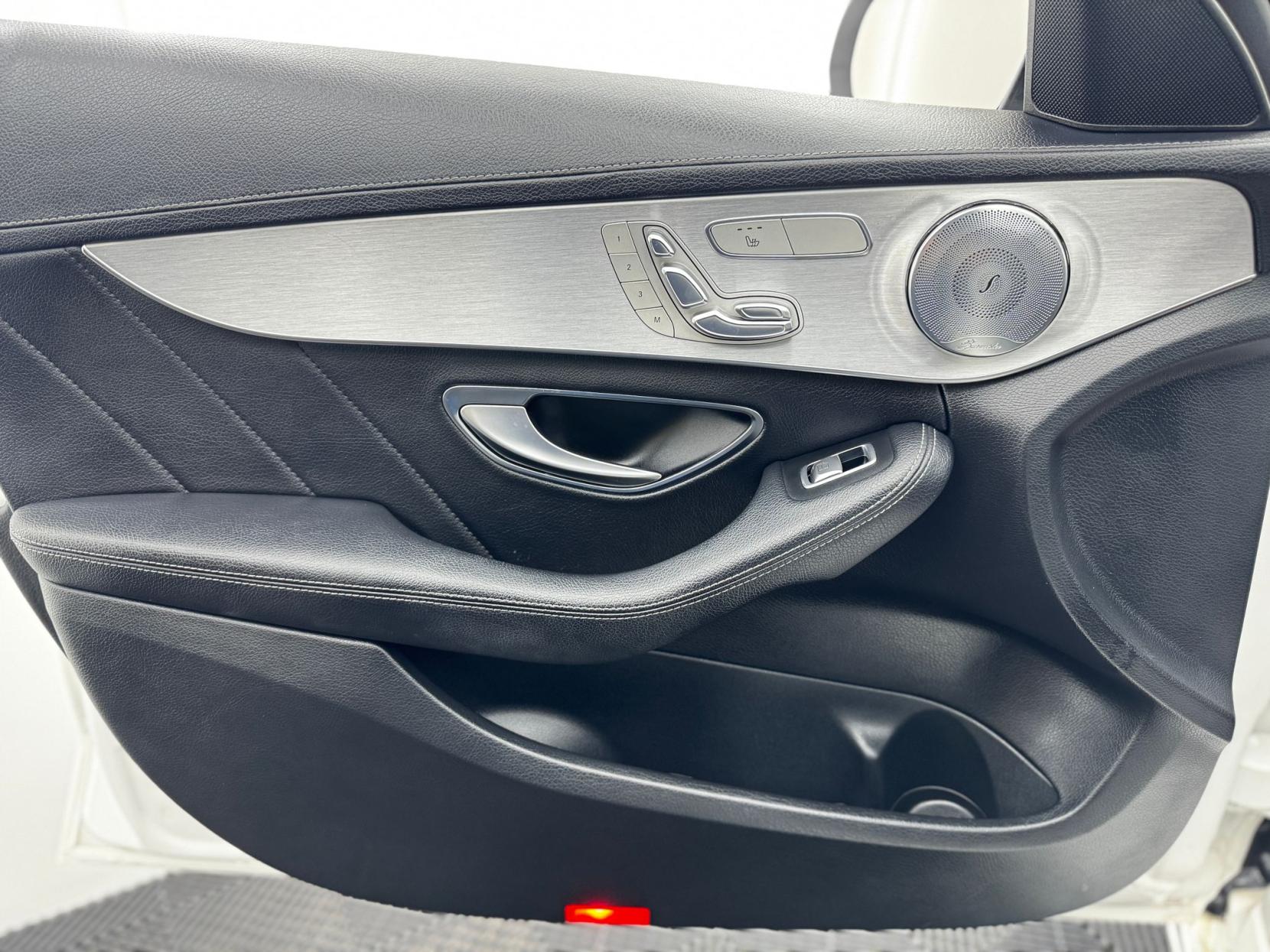 Mercedes-Benz C Class 2.1 C220d AMG Line (Premium) Saloon 4dr Diesel 7G-Tronic+ Euro 6 (s/s) (170 ps)